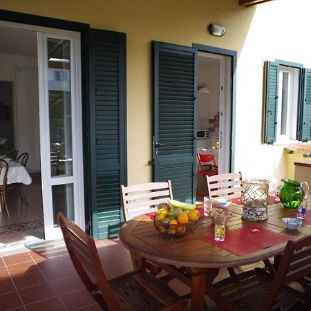 Villa Flores A Mondello By Wonderful Italy Extérieur photo