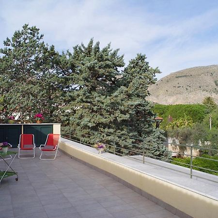 Villa Flores A Mondello By Wonderful Italy Extérieur photo